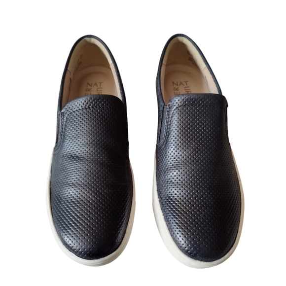 Naturalizer  Marianne Slip-on Sneaker Black Leather Womens 7M - Picture 3 of 11